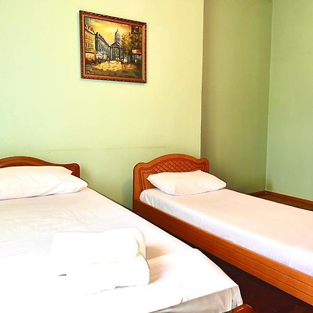 Berat Private Room In Haxhialiu Villa Екстер'єр фото