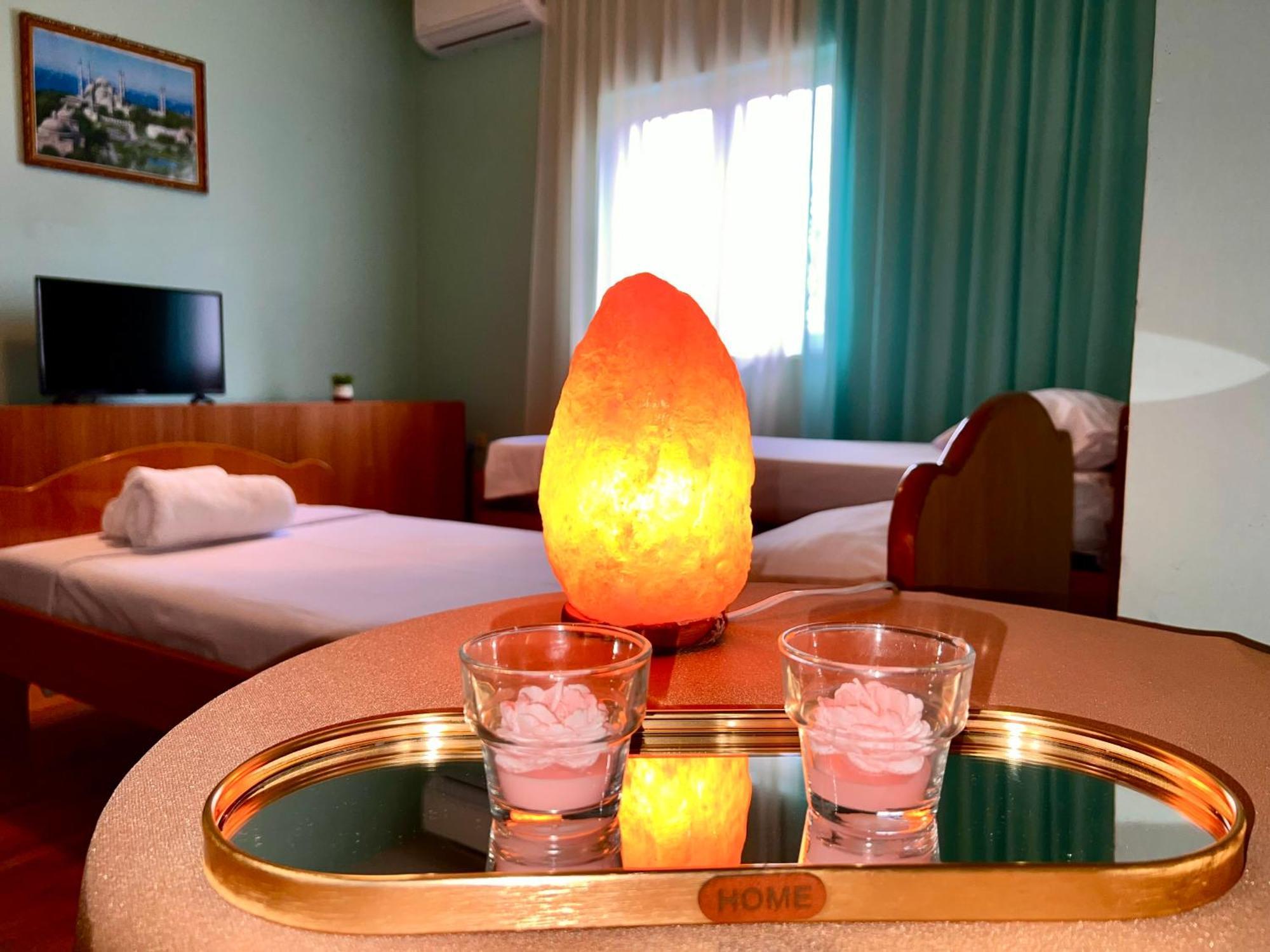 Berat Private Room In Haxhialiu Villa Екстер'єр фото